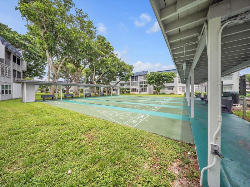 1 bedroom Condominium at 7807 Golf Cir Drive #105, Oriole Golf & Tennis Club Condo, Margate — photo 5