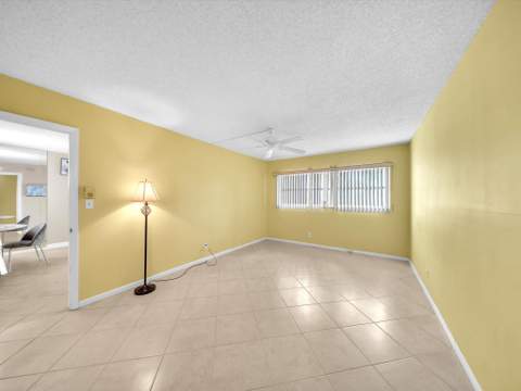 7807 Golf Cir Drive #105, Margate FL - photo 21 of 33