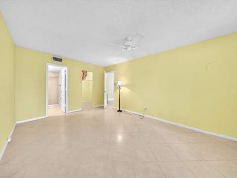 7807 Golf Cir Drive #105, Margate FL - photo 23 of 33