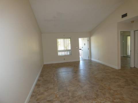 6495 E Chasewood Drive #E, Jupiter FL - photo 7 of 15