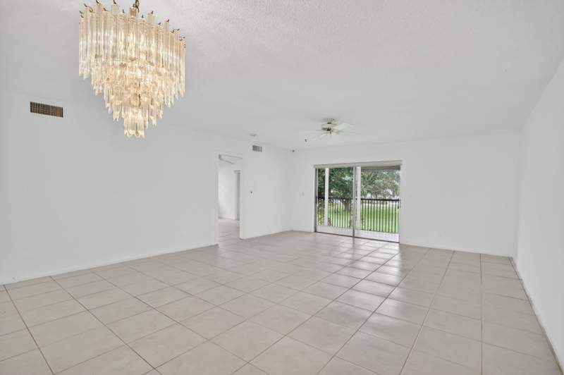 2 bedroom Condominium at 250 S Hollybrook Terrace #208, Hollybrook Golf And, Pembroke Pines — photo 4
