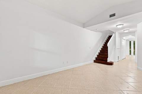 2107 Anchor Court, Fort Lauderdale FL - photo 12 of 60
