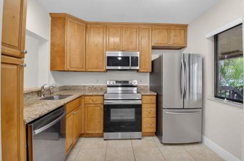 21943 Remsen Terrace #207, Boca Raton FL - photo 6 of 30