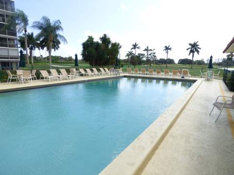250 S Hollybrook Terrace #208, Pembroke Pines FL - photo 9 of 17