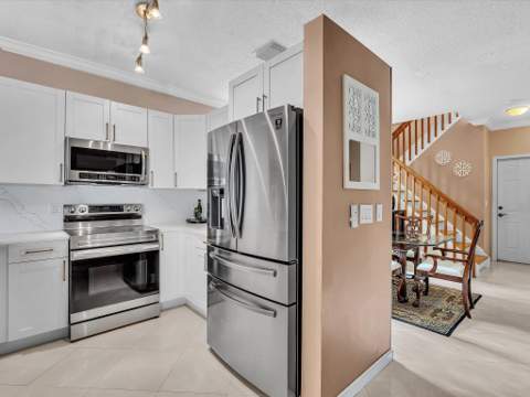 7549 NW 3rd Court, Plantation FL - photo 13 of 65