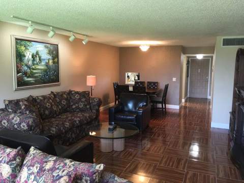 4070 Tivoli Court #202, Lake Worth FL - photo 9 of 19