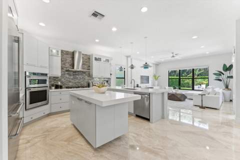 8159 Hutchinson Court, Delray Beach FL - photo 9 of 111