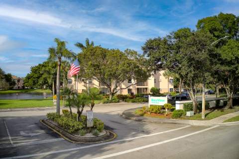 4161 Coral Tree Circle #261, Coconut Creek FL - photo 19 of 28