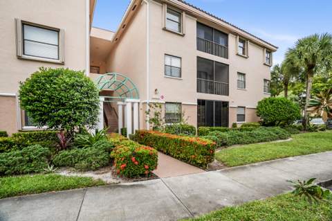 4161 Coral Tree Circle #261, Coconut Creek FL - photo 24 of 28