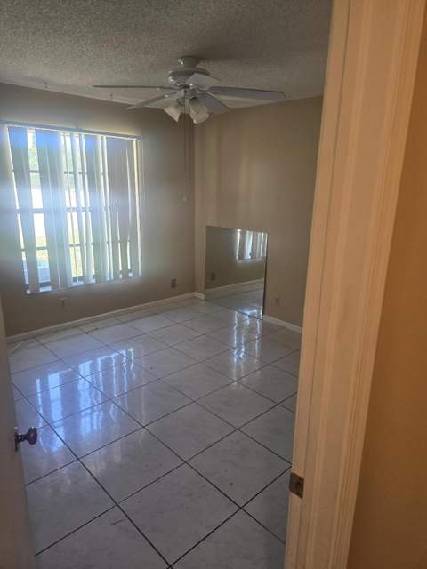 4290 Royal Banyan Way, Lake Worth Beach FL - photo 8 of 9
