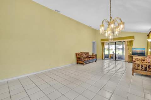 4787 Brighton Lakes Boulevard, Boynton Beach FL - photo 6 of 59