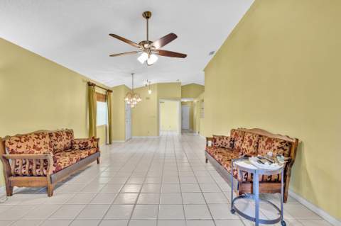 4787 Brighton Lakes Boulevard, Boynton Beach FL - photo 12 of 59