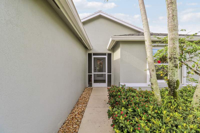 4 bedroom Single Family Residence at 2696 SW Marquis Terrace, St Lucie Falls (Aka River Forest), Stuart — photo 4