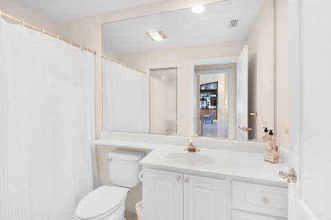 8016 SE Peppercorn Court, Hobe Sound FL - photo 19 of 41