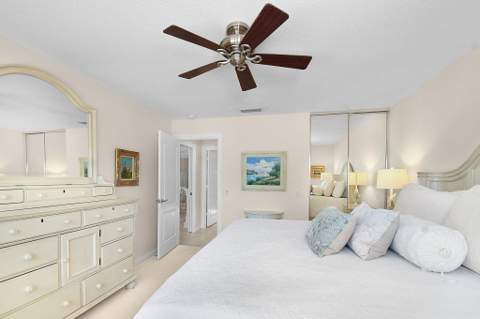 8016 SE Peppercorn Court, Hobe Sound FL - photo 14 of 41