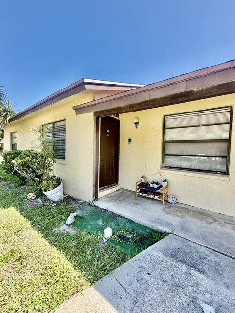 2 bedroom Condominium at 419 Glenwood Drive, Glenwood Village Condo, West Palm Beach — photo 2