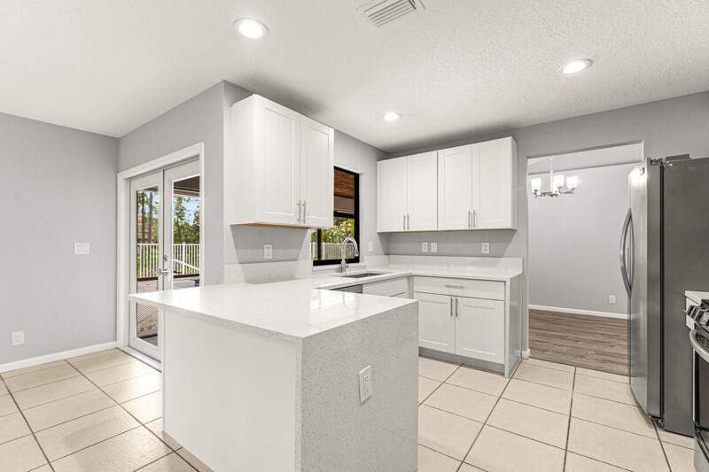3 bedroom Single Family Residence at 12689 68th Street, The Acrage, The Acreage — photo 4