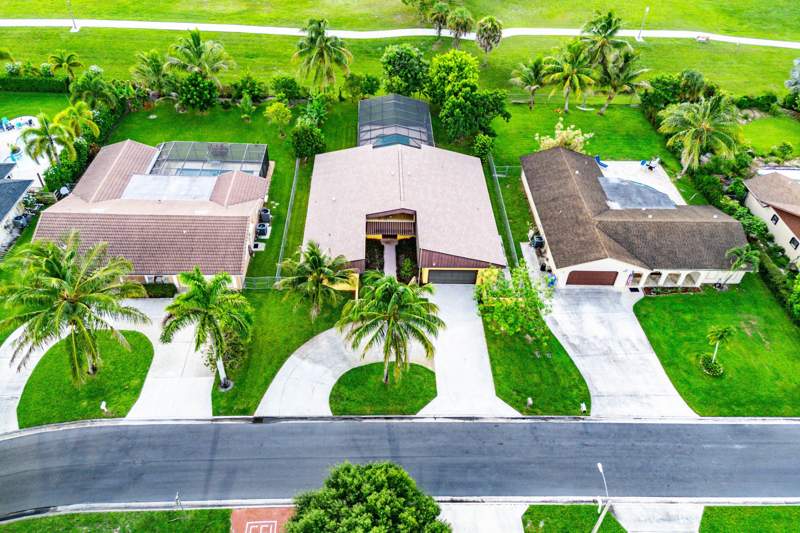 3 bedroom Single Family Residence at 168 Meadowlark Drive, Willows The Second Add, Royal Palm Beach — photo 4