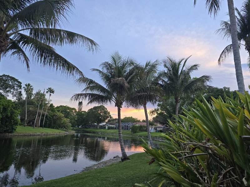 3 bedroom Single Family Residence at 2017 NW 102nd Terrace, Maplewood, Coral Springs — photo 4