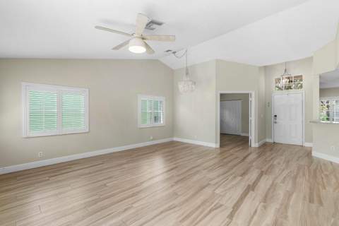 1215 E Lancewood Place, Delray Beach FL - photo 11 of 32