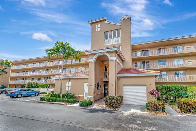 3 bedroom Condominium at 5746 Crystal Shores Drive #103, Coral Lakes, Boynton Beach — photo 2