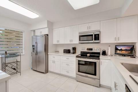 5746 Crystal Shores Drive #103, Boynton Beach FL - photo 21 of 68