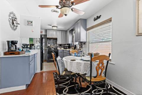 711 Cedar Place, Fort Pierce FL - photo 7 of 24
