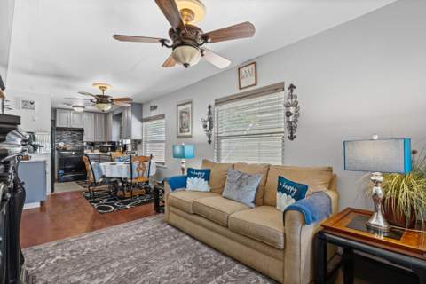 711 Cedar Place, Fort Pierce FL - photo 8 of 24
