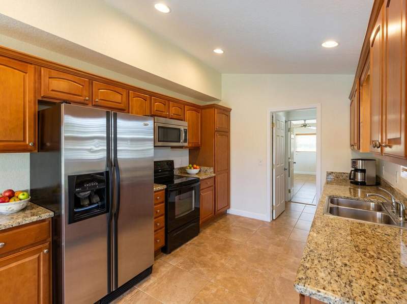 4 bedroom Single Family Residence at 1240 Grandview Circle, Counterpoint Estates 10, Royal Palm Beach — photo 5