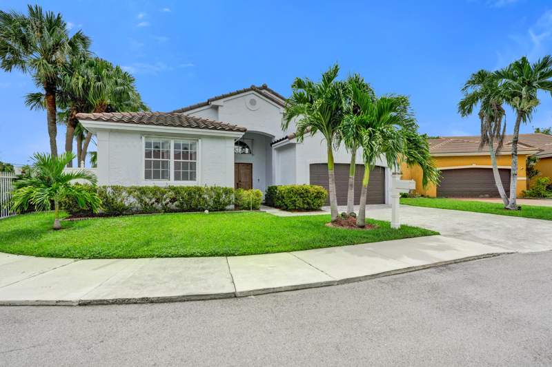3 bedroom Single Family Residence at 3274 NW 22nd Avenue, Oakland Lakes, Oakland Park — photo 2