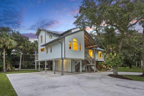 2511 Lightlewood Lane, Fort Pierce FL - photo 6 of 81