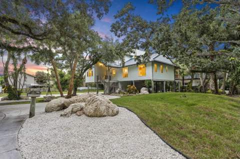 2511 Lightlewood Lane, Fort Pierce FL - photo 7 of 81