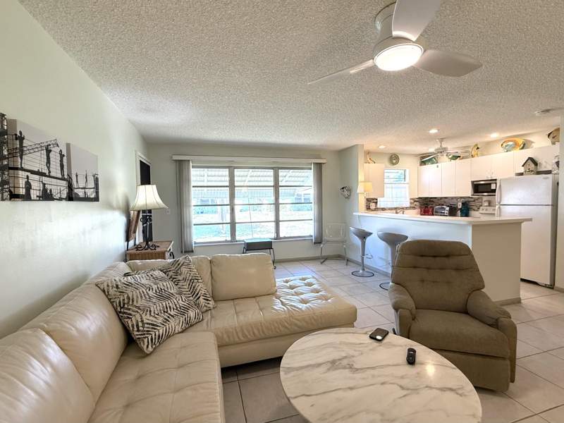 1 bedroom Villa at 200 Bayview Avenue #B, Pine Point Villas Condo, Boynton Beach — photo 4