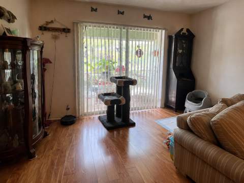410 W Palm Street #B8, Lantana FL - photo 9 of 13