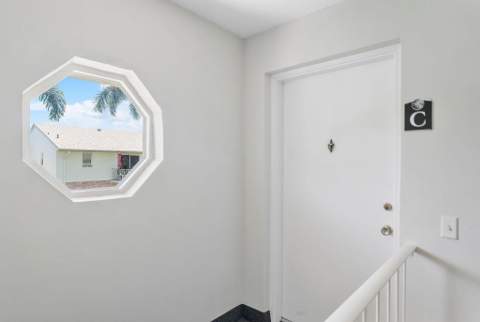 2015 S Seacrest Boulevard #C, Boynton Beach FL - photo 7 of 24