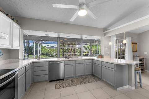 213 SW Nativity Terrace, Port St. Lucie FL - photo 11 of 28