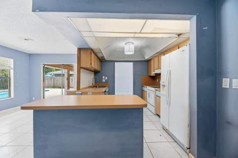 13581 Columbine Avenue, Wellington FL - photo 12 of 39