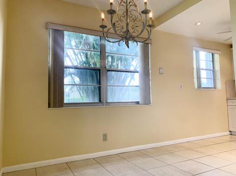 81 Kingswood E, West Palm Beach FL - photo 6 of 46