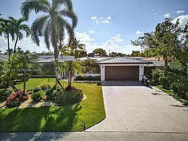 3 bedroom Single Family Residence at 2125 NE 17th Terrace, Middle River Manor Add, Wilton Manors — photo 2