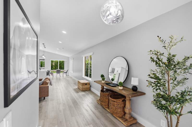 3 bedroom Single Family Residence at 4217 Cherrywood Court, SECTOR 8 9 AND 10, Weston — photo 2