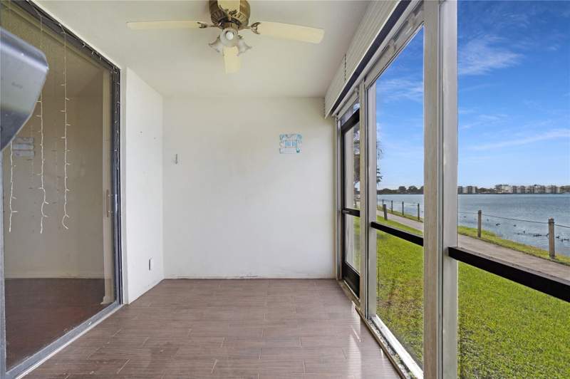 2 bedroom Condominium at 109 Lake Emerald Drive #110, Lake Emerald, Oakland Park — photo 2