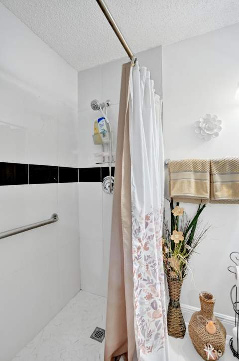 1034 NW 88th Avenue, Plantation FL - photo 17 of 22