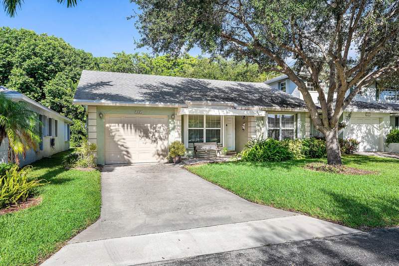 2 bedroom Single Family Residence at 241 Del Rio Boulevard, Villa Del Rio, Boca Raton — photo 3