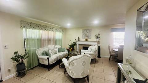 6710 Forest Court, West Palm Beach FL - photo 7 of 35