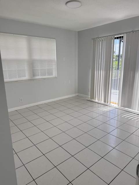 3830 Davis Road, Palm Springs FL - photo 12 of 15