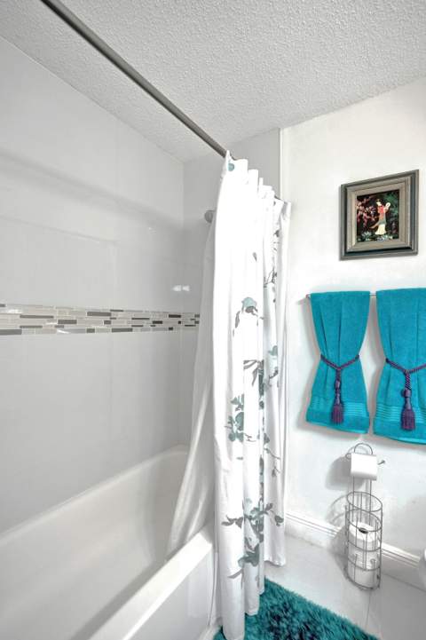 1034 NW 88th Avenue, Plantation FL - photo 11 of 22
