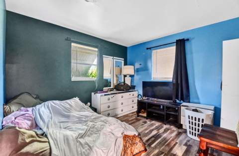 1572 Woodland Avenue, West Palm Beach FL - photo 21 of 40