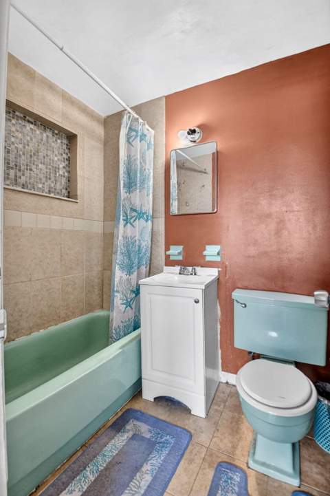 1572 Woodland Avenue, West Palm Beach FL - photo 18 of 40