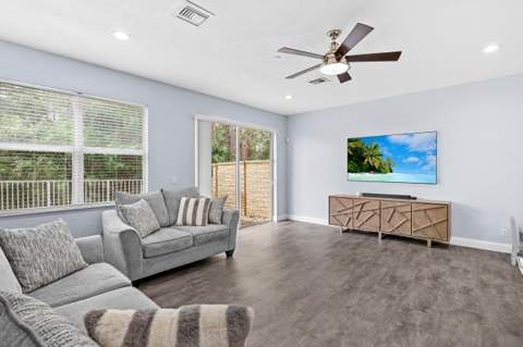 5430 SE Moseley Drive, Stuart FL - photo 11 of 33