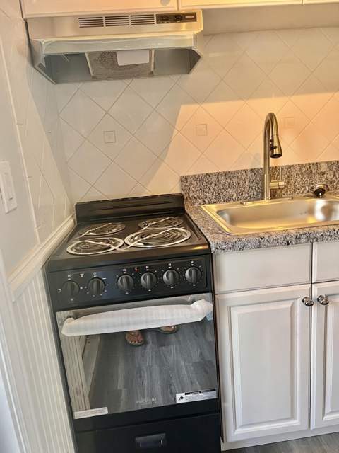 101 S Golfview Road #1, Lake Worth Beach FL - photo 8 of 45